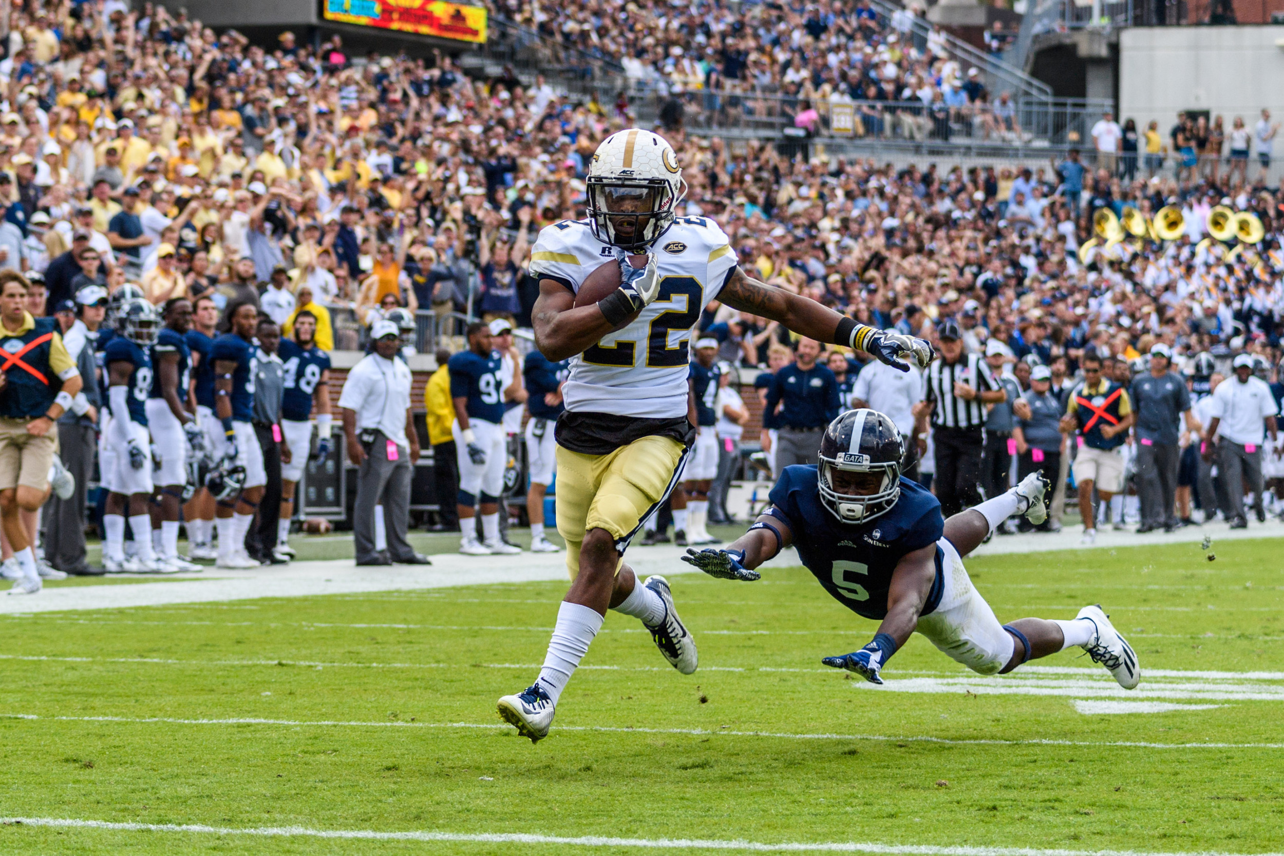 Georgia Tech versus Georgia Southern (33) (10-15-16).
