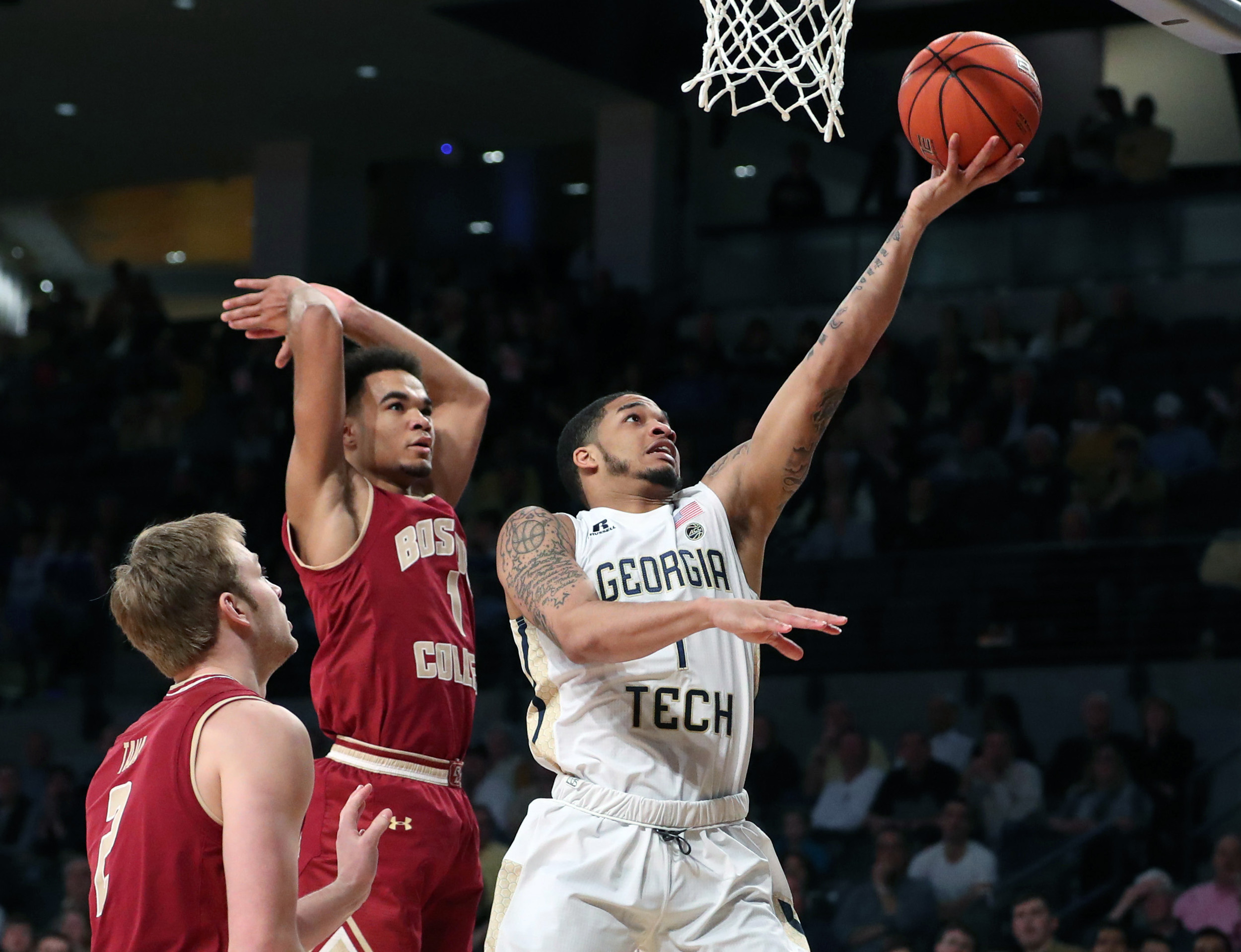Yellow Jackets guard Tadric Jackson (1) attempts a shot. Jason Getz-USA TODAY Sports