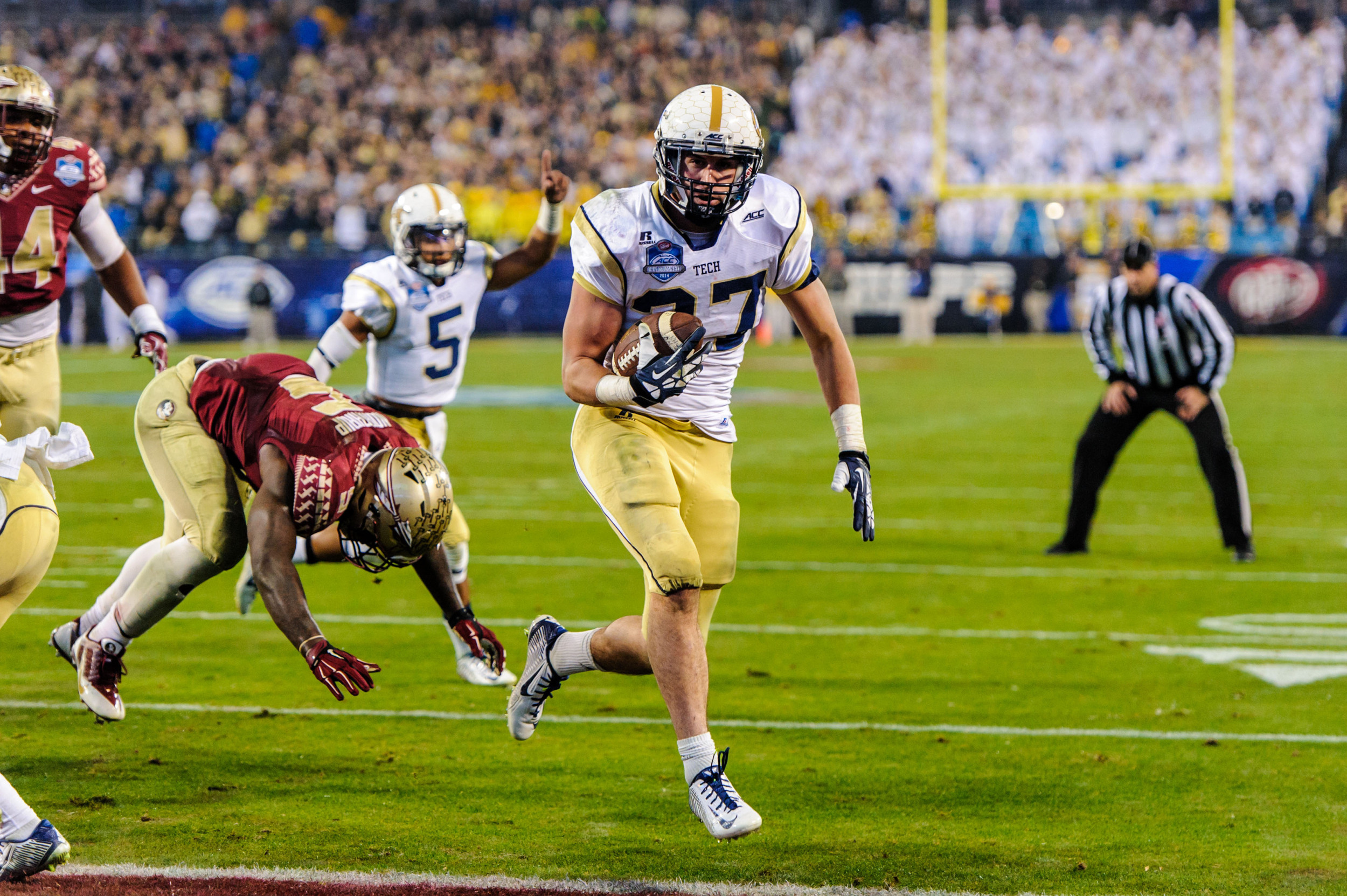 Zach Laskey (37)