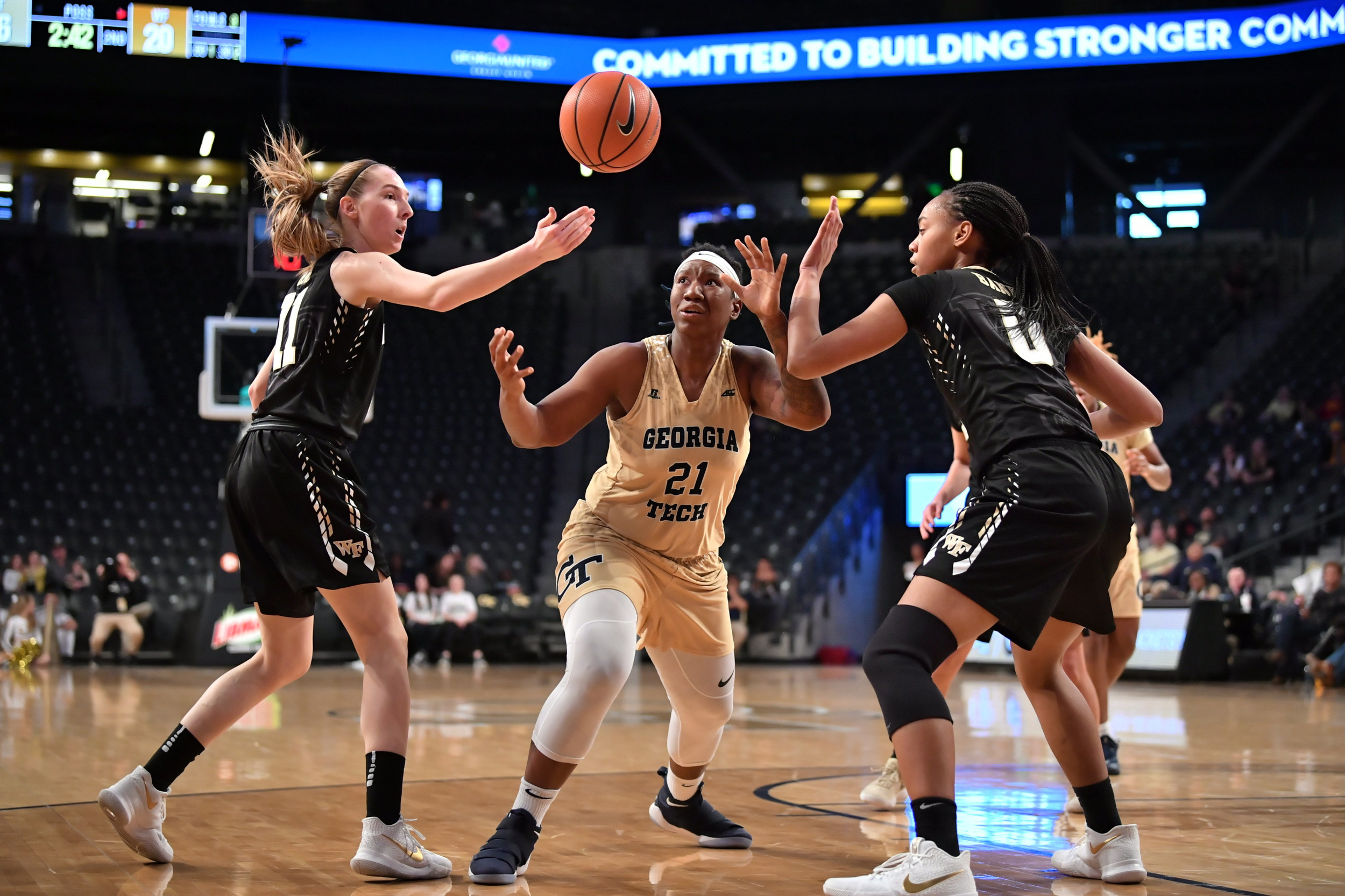 Zaire O'Neil (21)