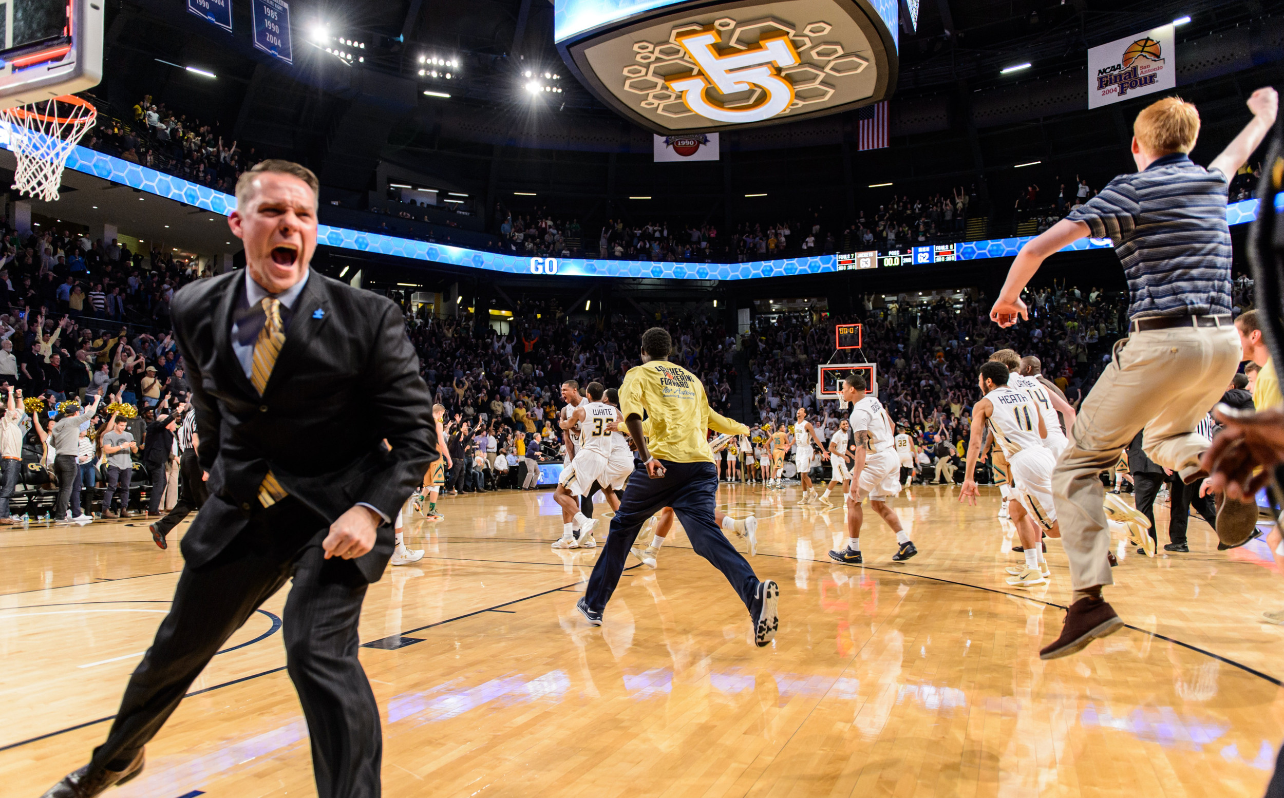 The Jackets win!