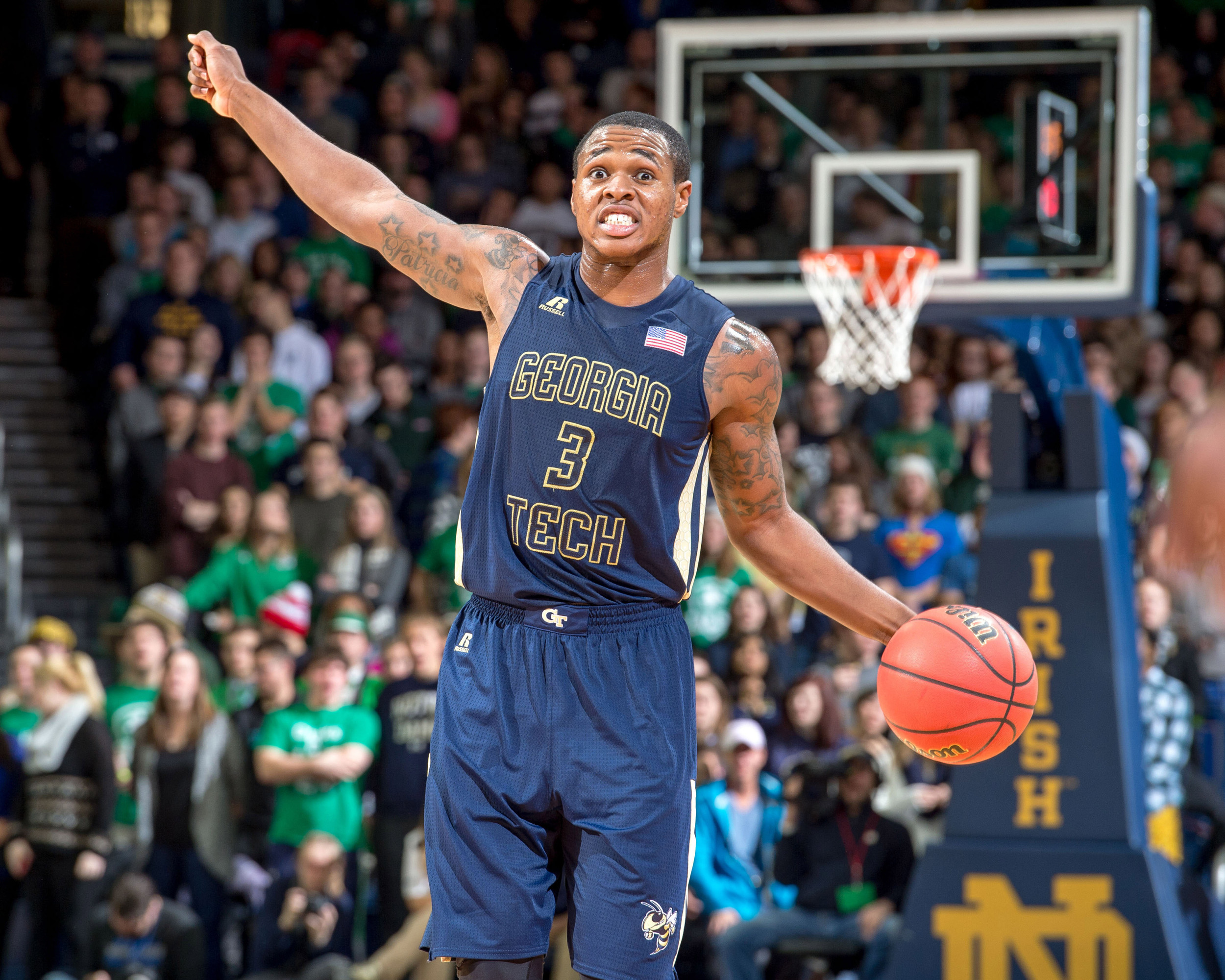 Marcus Georges-Hunt signals to his teammates in the first half against the Notre Dame Fighting Irish. -USA TODAY Sports