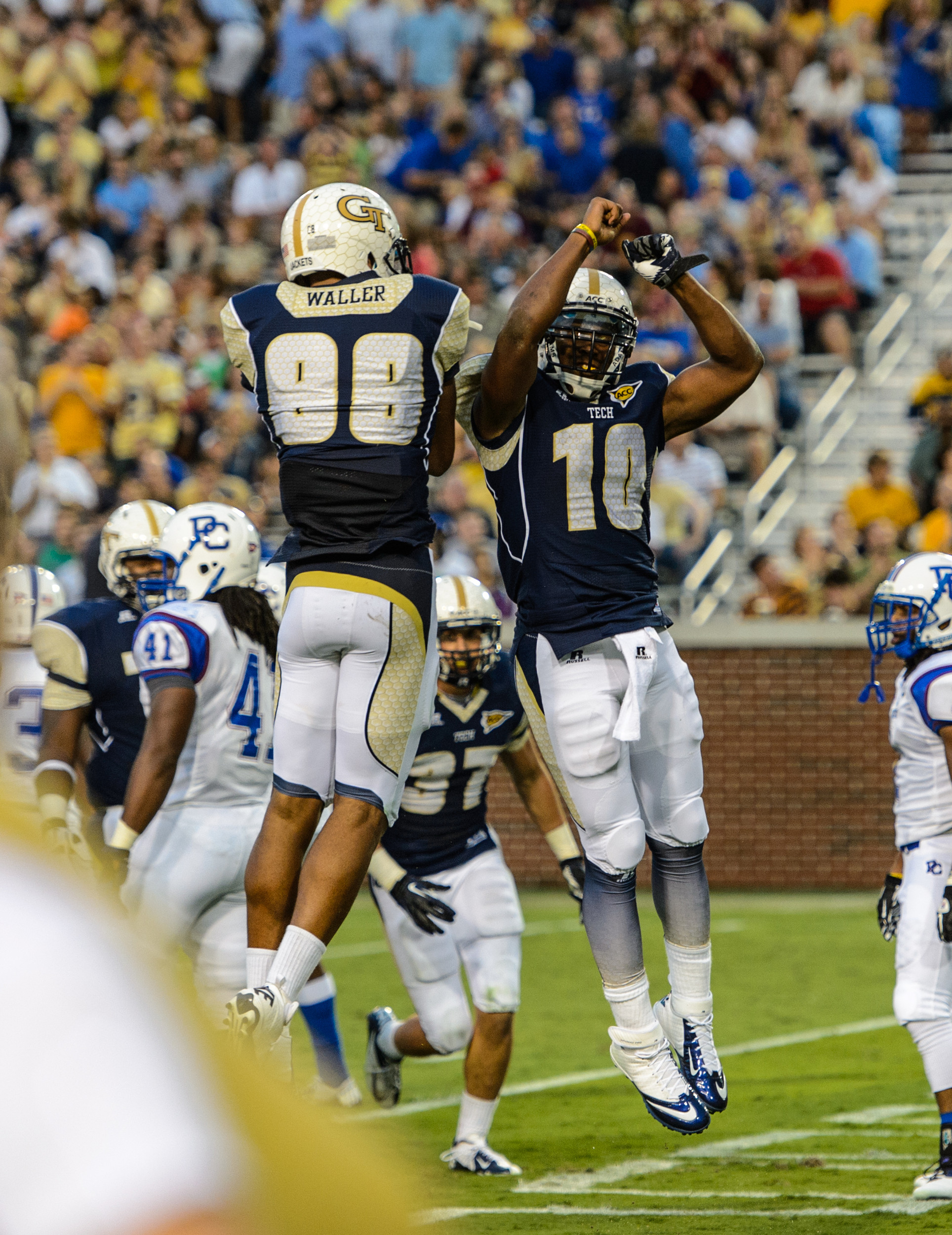 Synjyn Days (10), Darren Waller (88)