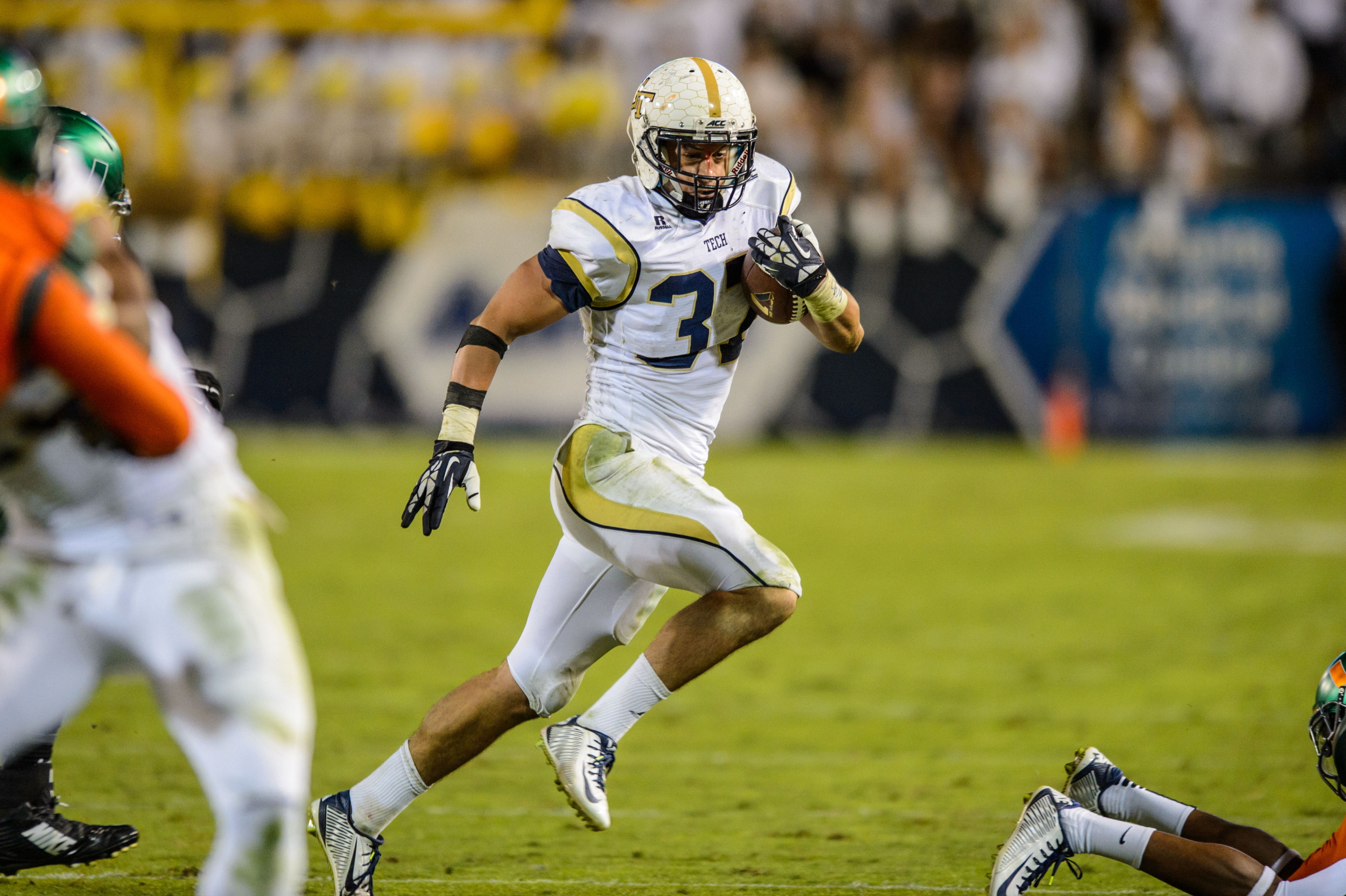 Zach Laskey (37)