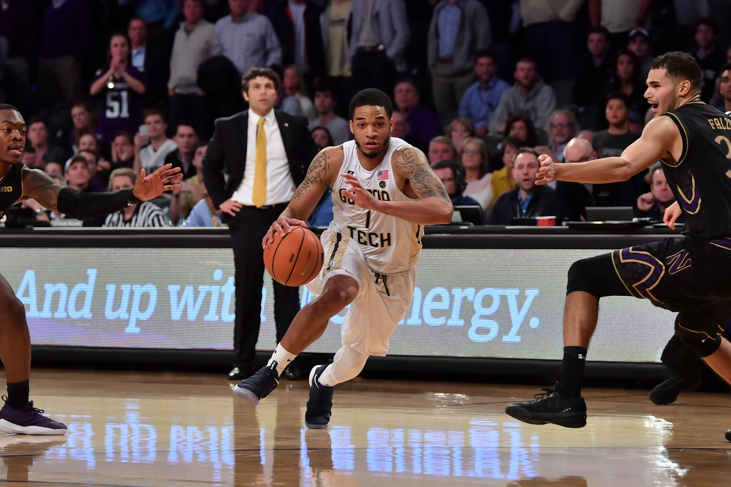 Tadric Jackson (1) drives for the game winning shot