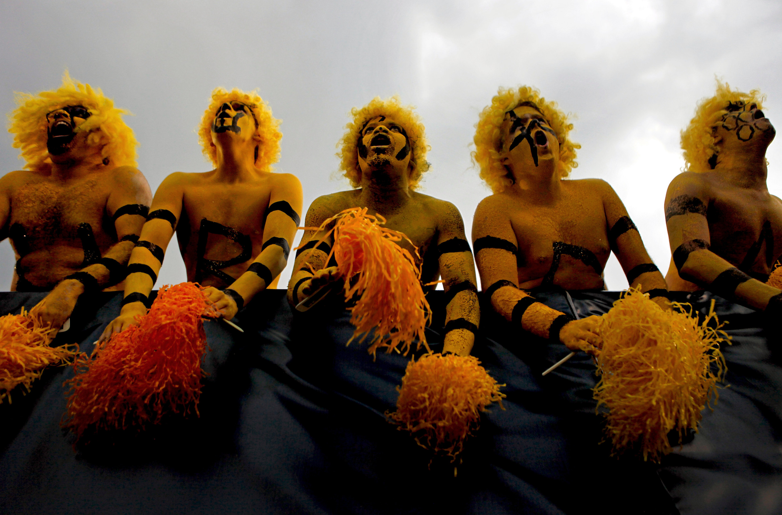 Georgia Tech fans cheer during the fourth quarter. (AP Photo/David Goldman)