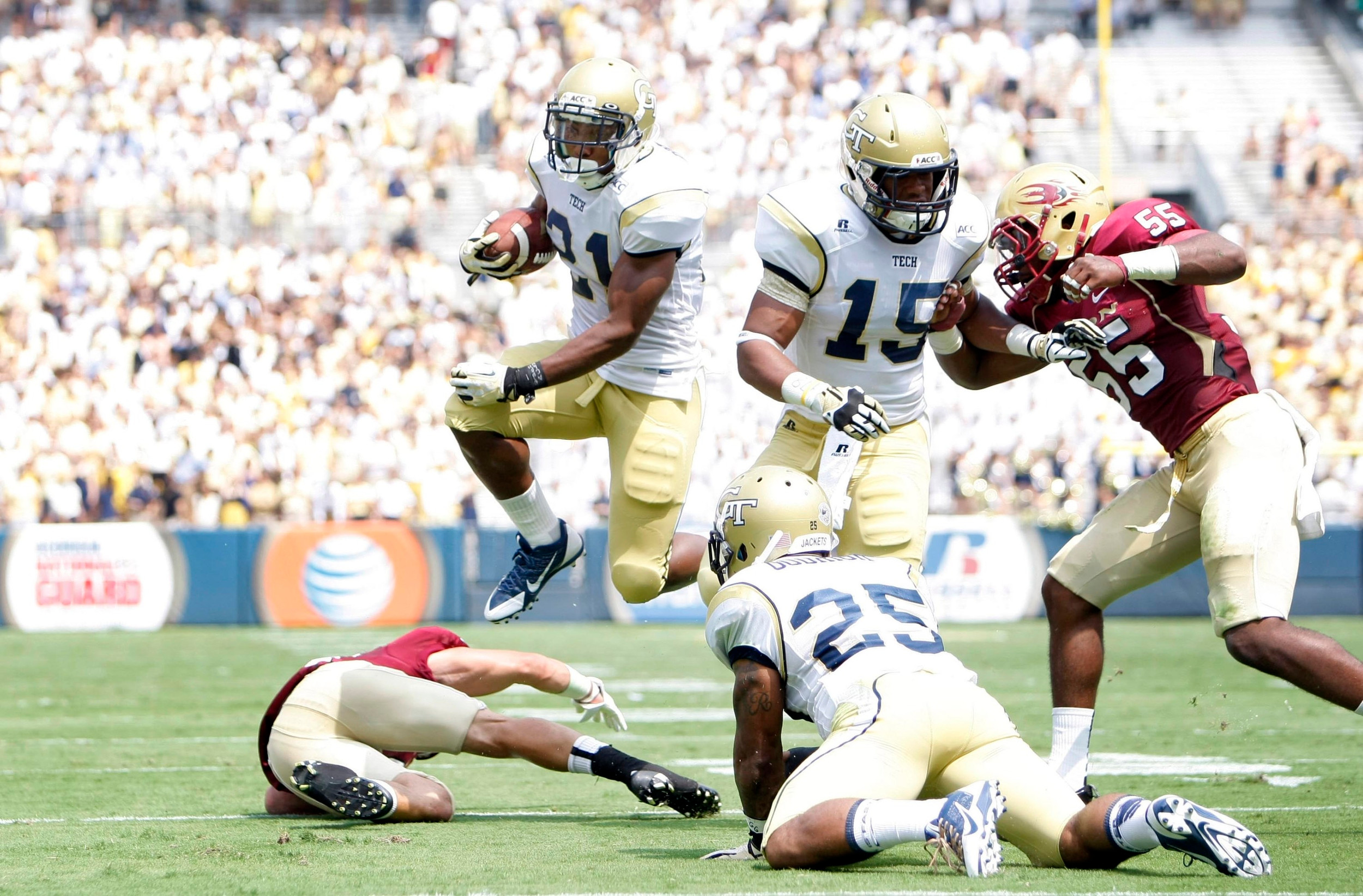 Aug 31, 2013; Atlanta, GA, USA; Georgia Tech Yellow Jackets running back Charles Perkins (21) runs the ball against the Elon Phoenix in the first quarter at Bobby Dodd Stadium. Mandatory Credit: Brett Davis-USA TODAY Sports