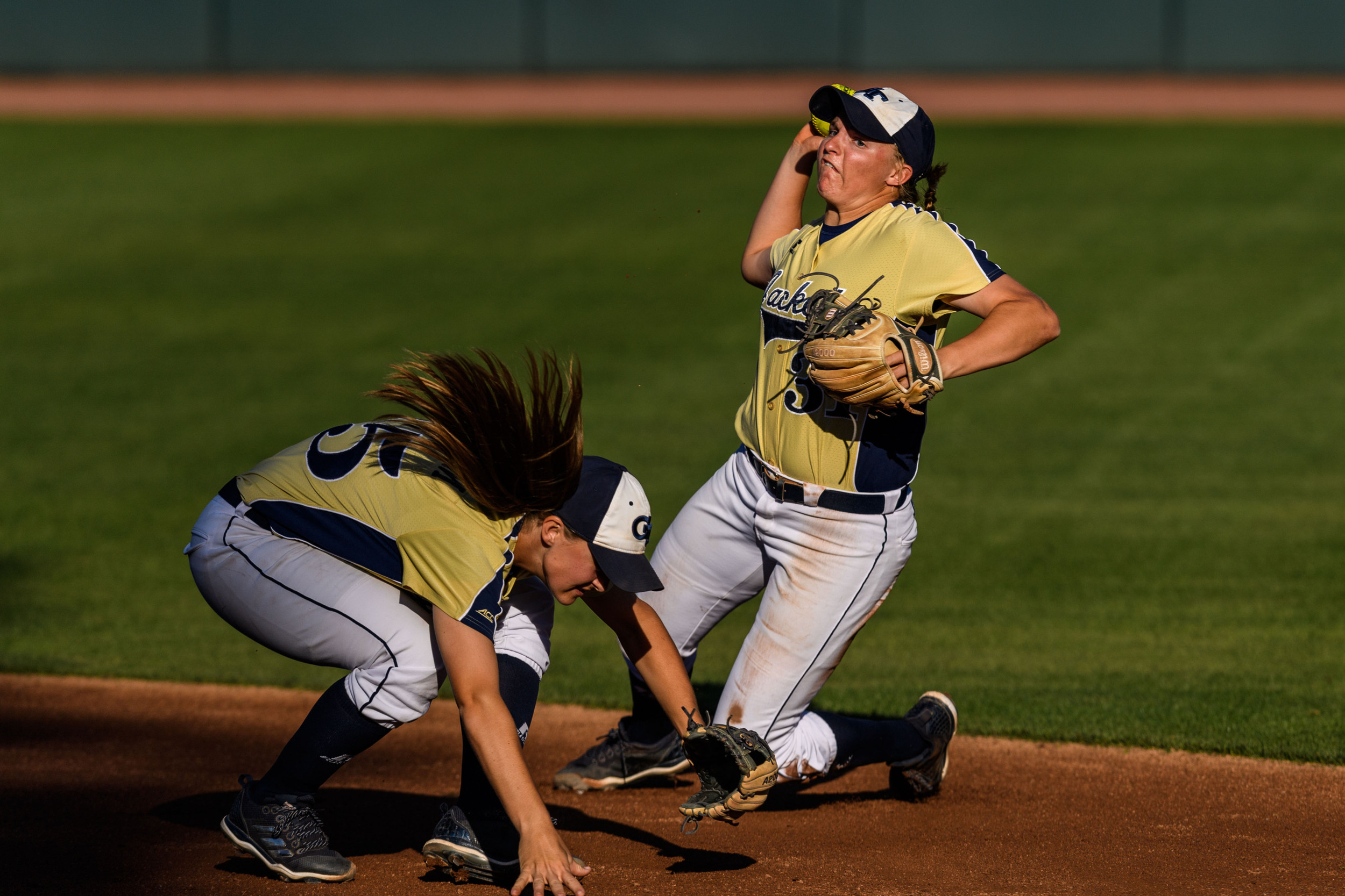 Kelsey Chisholm (15), Lilly Hooper (31)