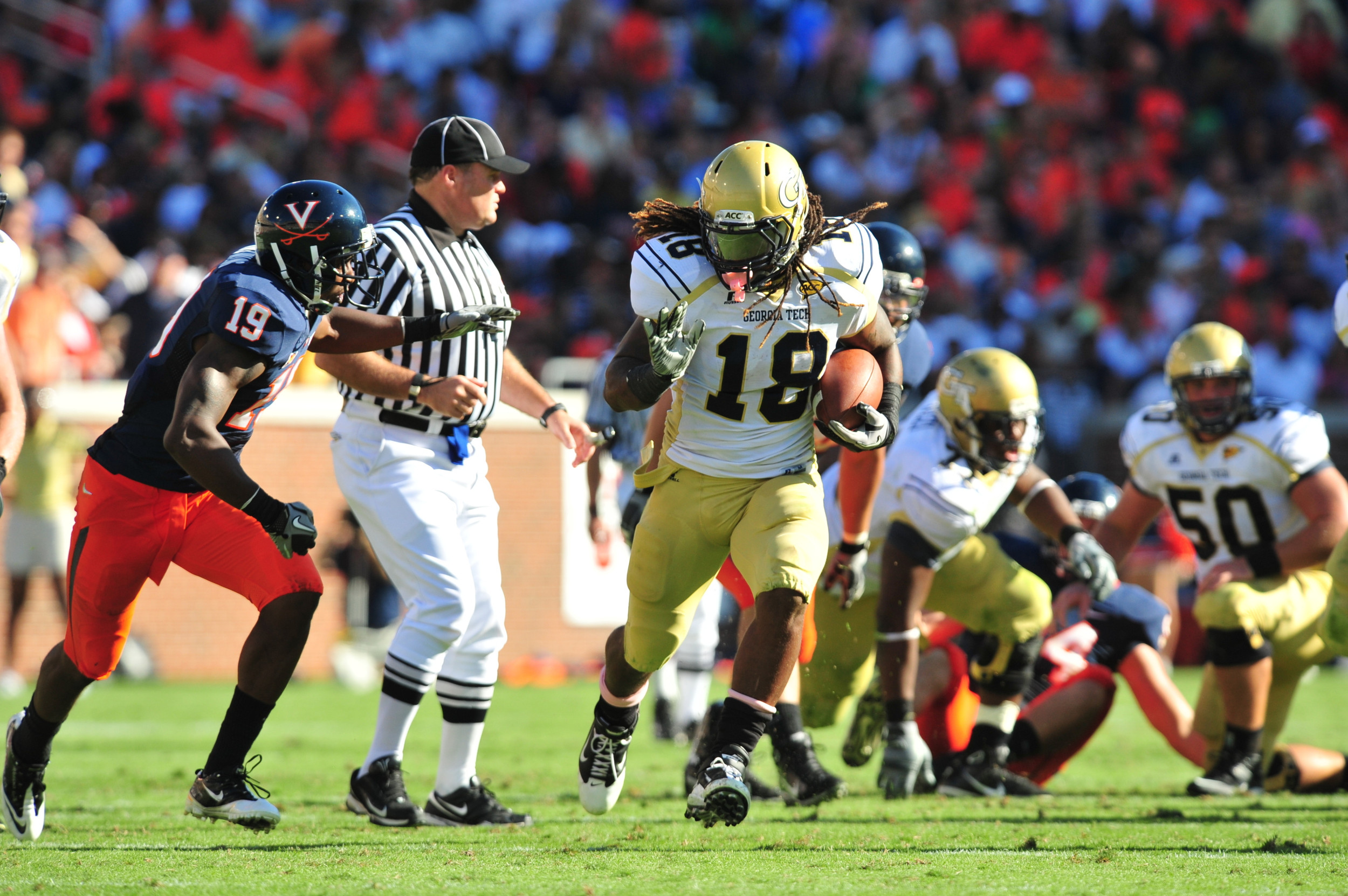 Anthony Allen (18)Georgia Tech vs VirginiaOctober 9, 2010Atlanta, GAPhoto by LensEffects