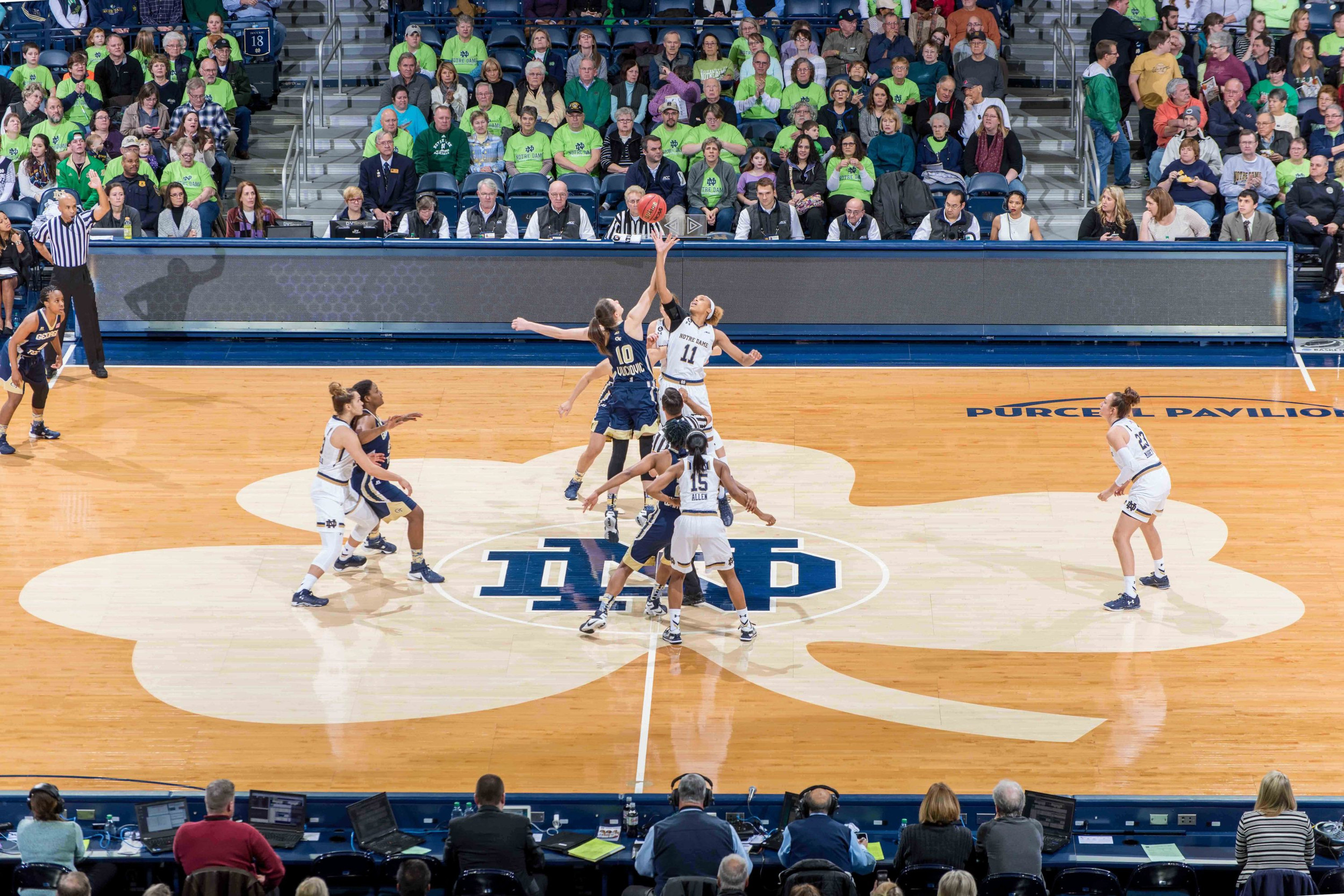 Notre Dame Fighting Irish forward Brianna Turner and Georgia Tech Yellow Jackets forward Katarina Vuckovic jump for the opening tip. Matt Cashore-USA TODAY Sports