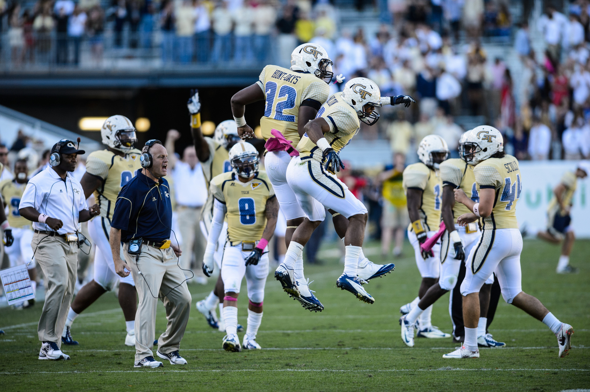 Jabari Hunt-Days (32), Chris Milton (18)