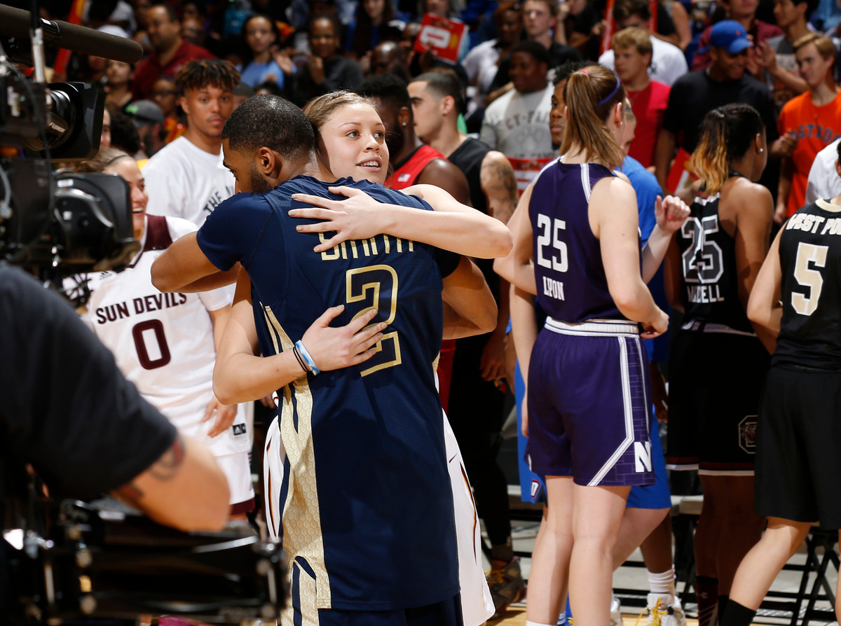 Adam Smith fires away at the 2016 State Farm 3-Point Championship.