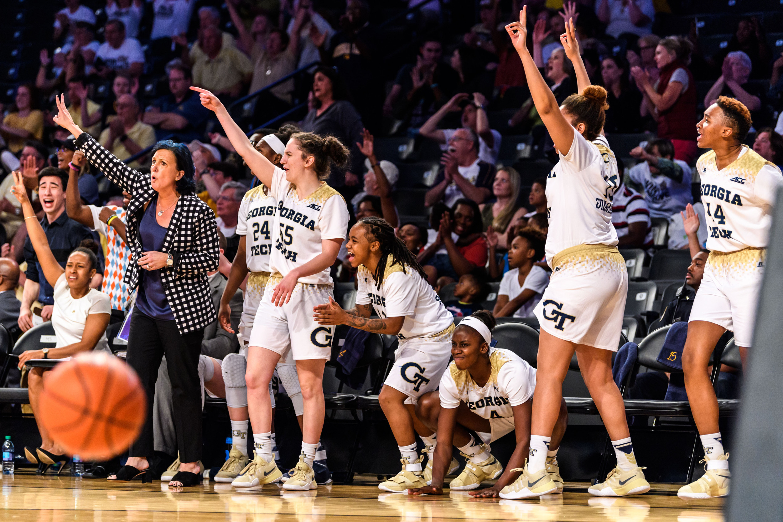 Anne Francoise Diouf (4), Martine Fortune (44), Chelsea Guimaraes (15), Coach MaChelle Joseph, Antonia Peresson (55), Cha'Ron Sweeney (13)