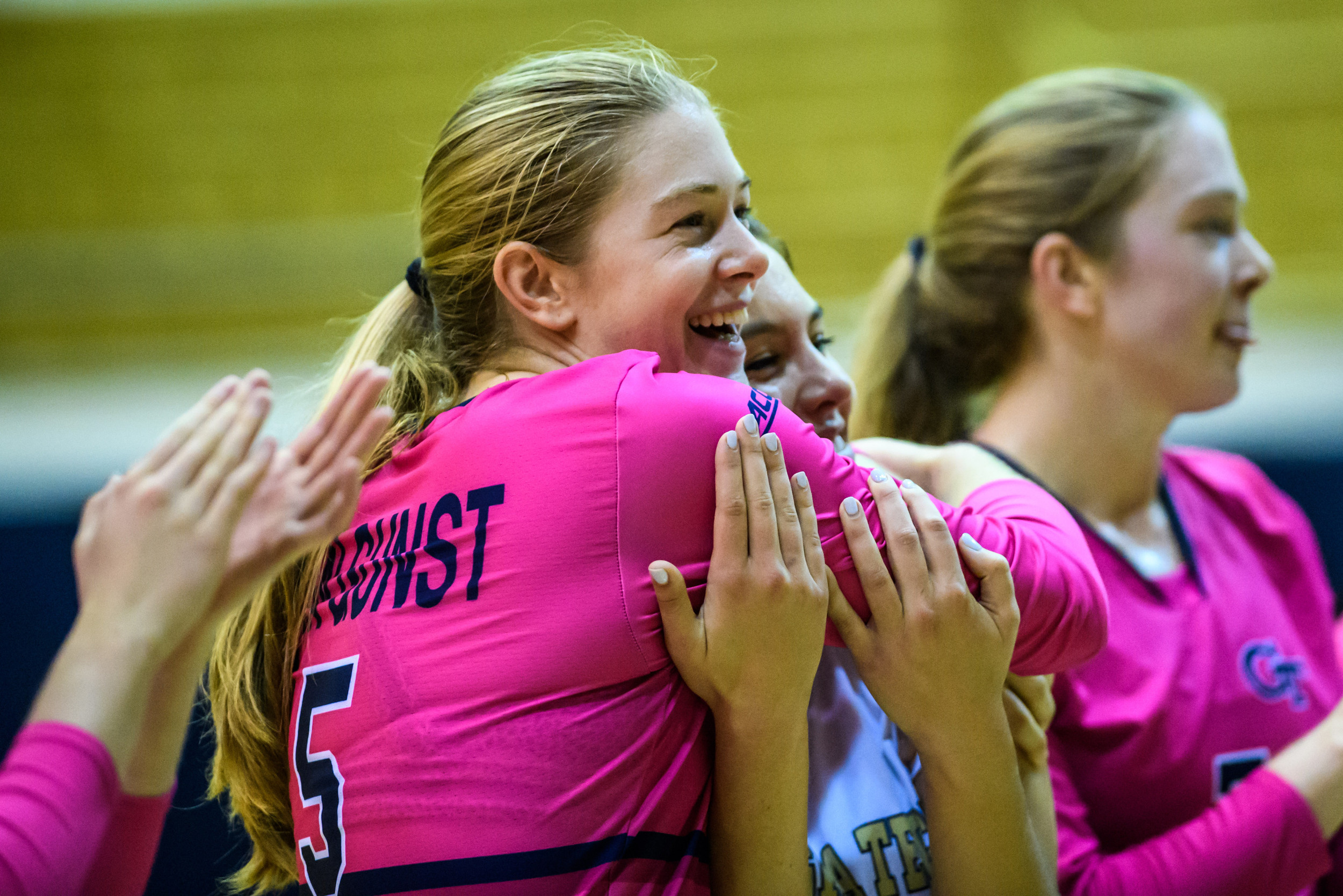 London Ackermann (2), Annika Van Gunst (5)