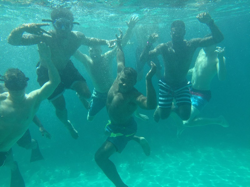 Georgia Tech men's basketball team finished its six-day trip to the Bahamas with a catamaran and snorkeling excursion Monday, August 10, 2015