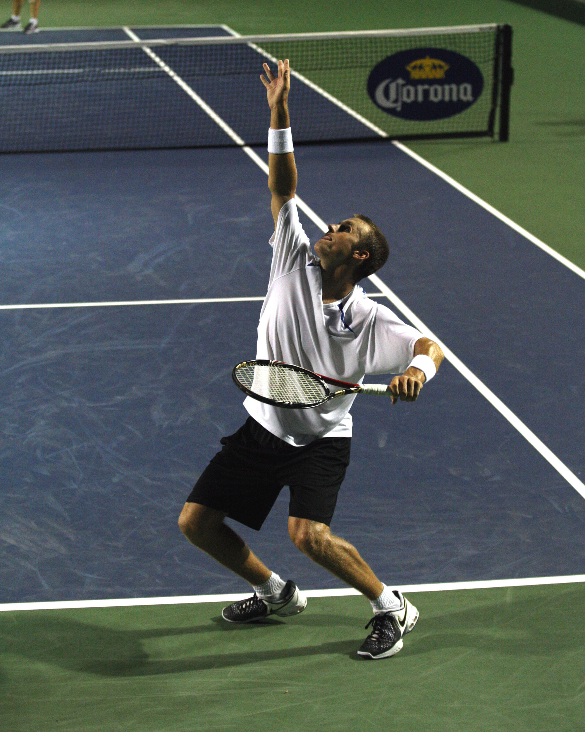 Kevin King serves during win with UGA's Drake Bernstein over top-seed and world No. 26 Scott Lipsky and Rajeev Ram at the Atlanta Tennis Championships.