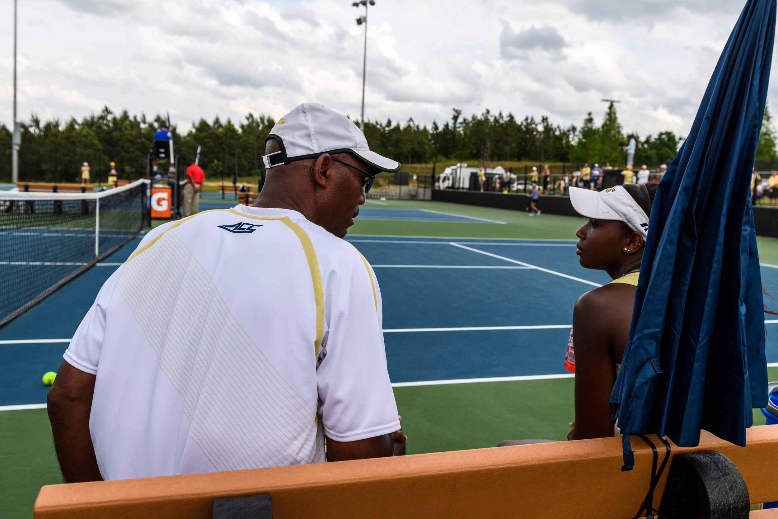 Coach Rodney Harmon, Kenya Jones