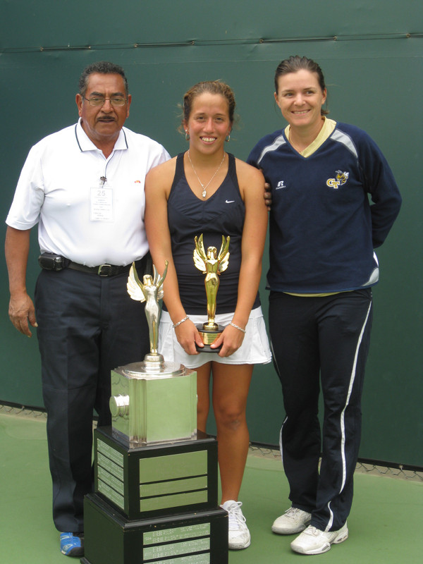 Assistant Coach Anca Dumitrescu with Irina Falconi