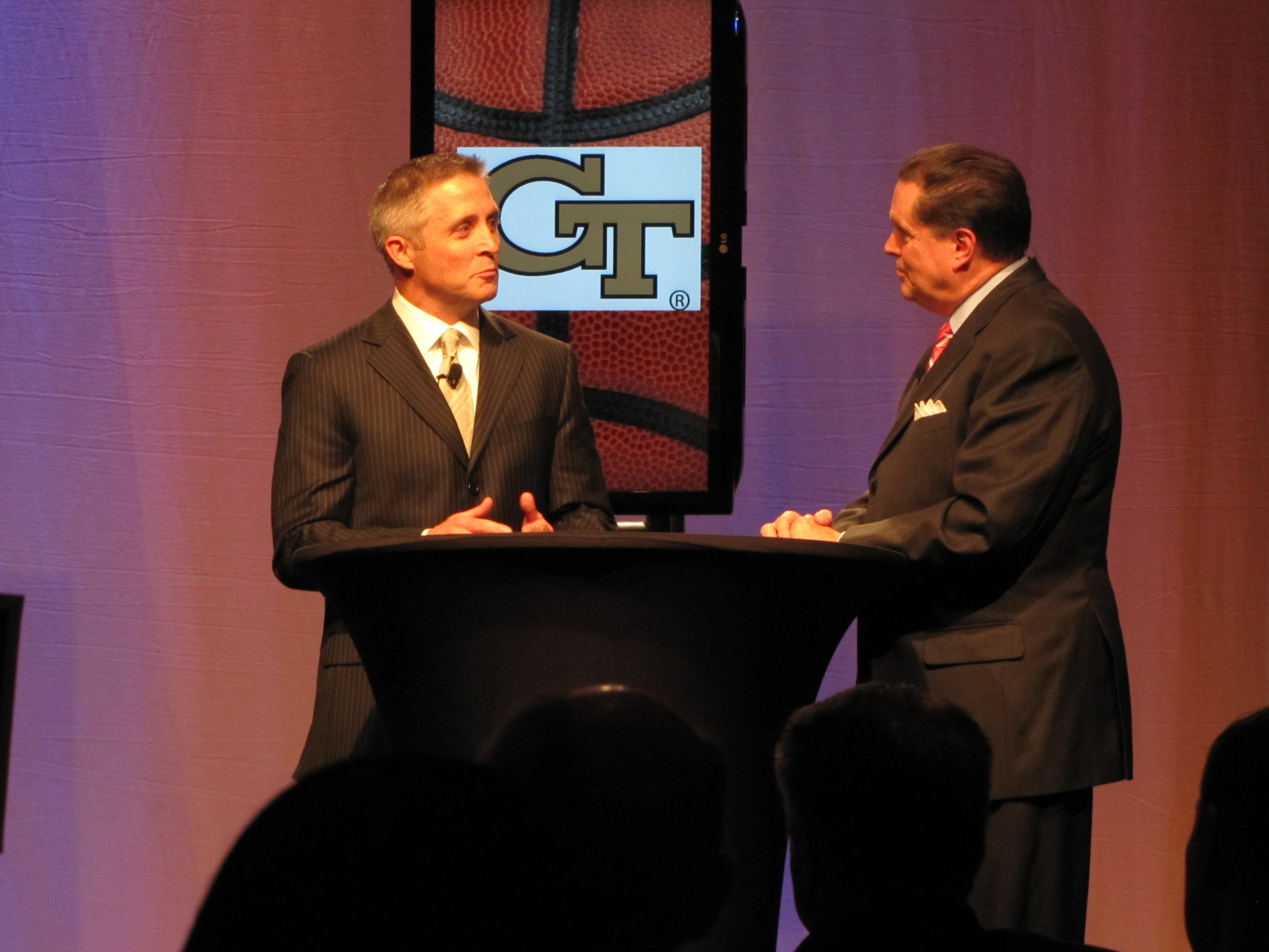 Brian Gregory chats with Bob Rathbun at the Atlanta Tipoff Club Preview Luncheon, November 2, at the Marriott Marquis.