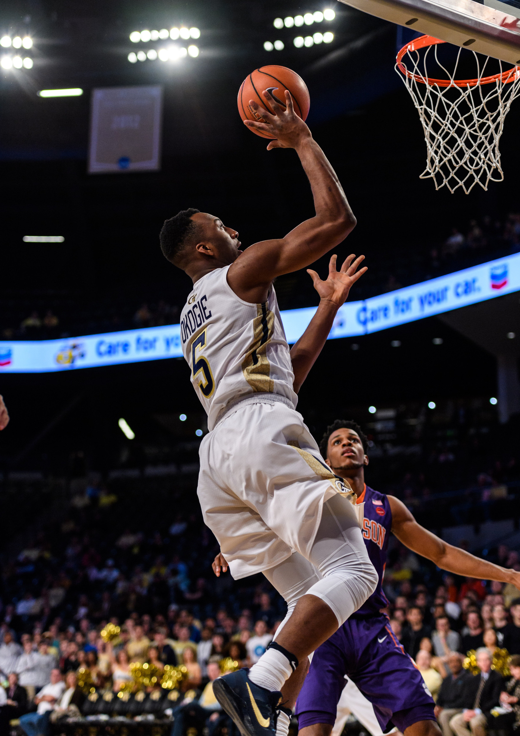 Josh Okogie (5)