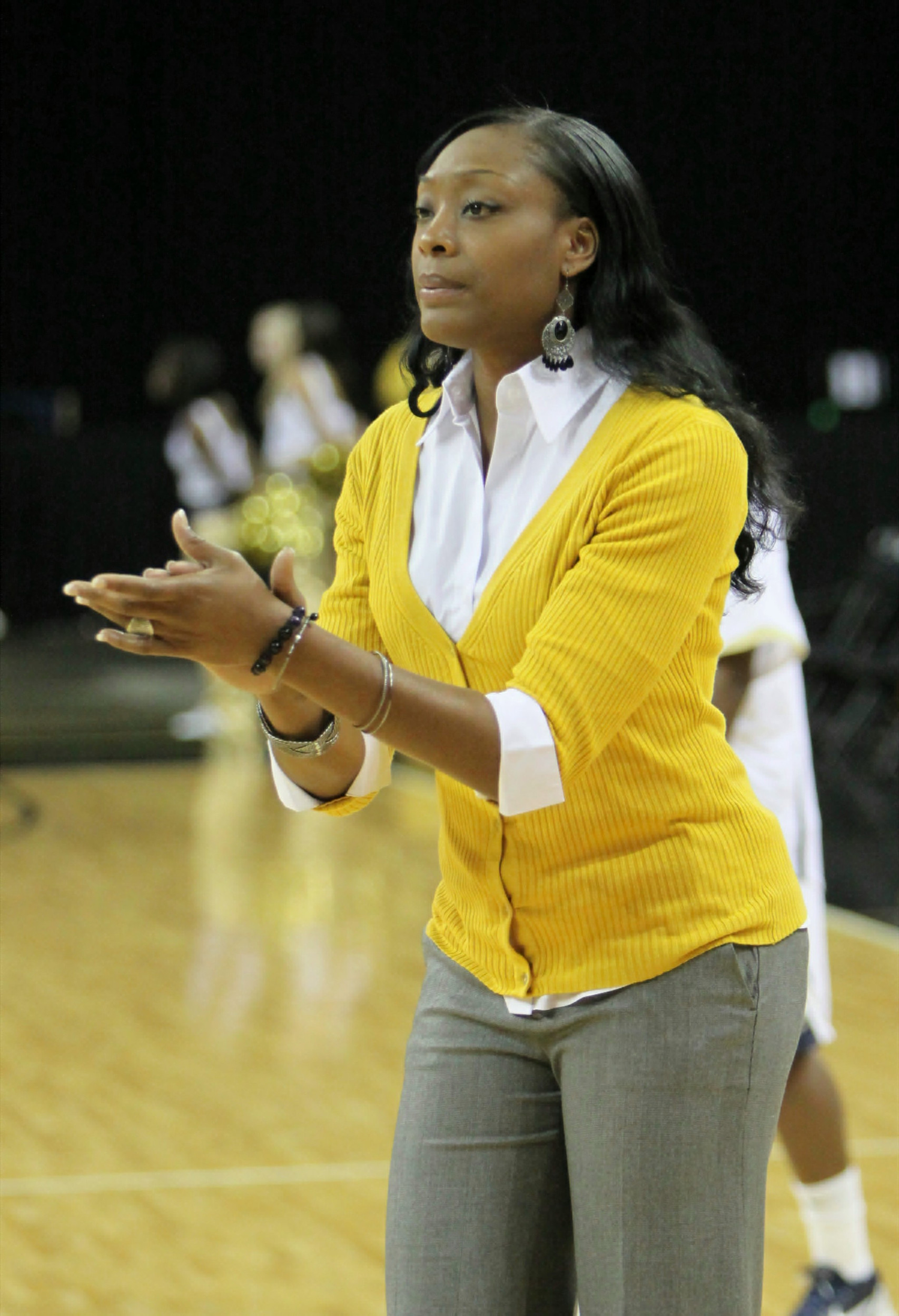 Coach Janie Mitchell vs Duke