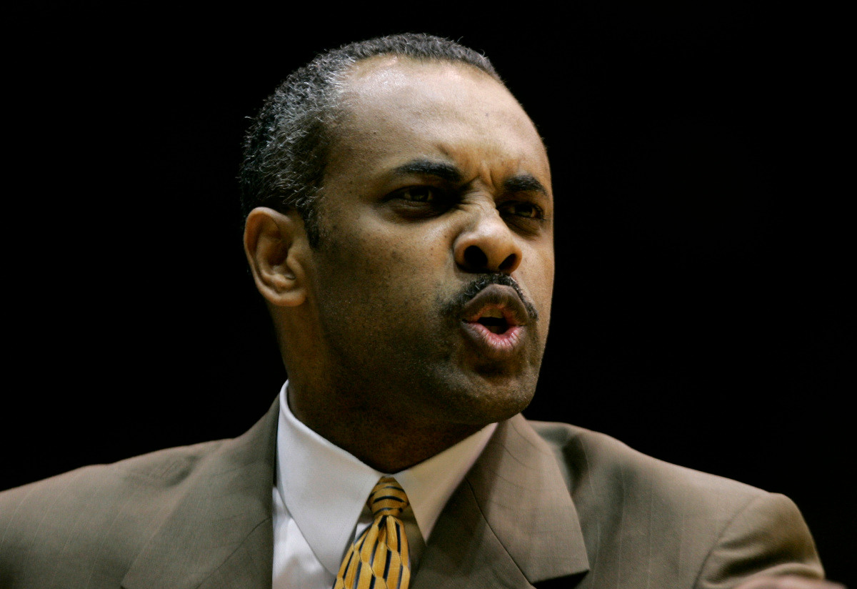 Georgia Tech coach Paul Hewitt coaches his team during the first half of a college basketball game against Duke in Durham, N.C., Sunday, Feb. 18, 2007. Duke won 71-62. (AP Photo/Gerry Broome)