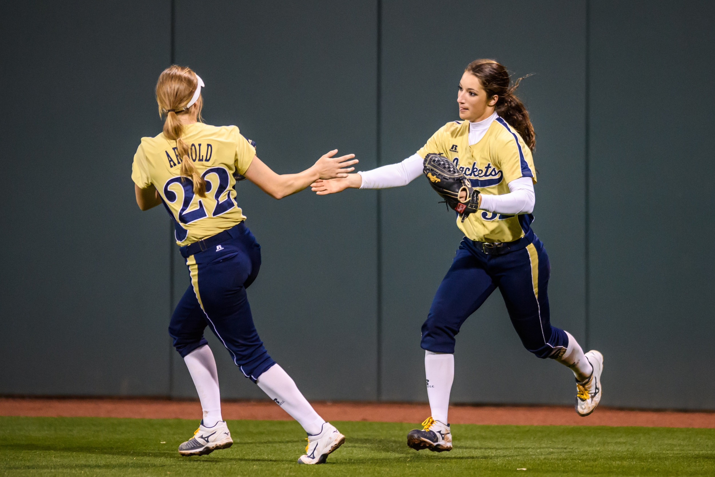 Karissa Arnold (22), Samantha Pierannunzi (52)