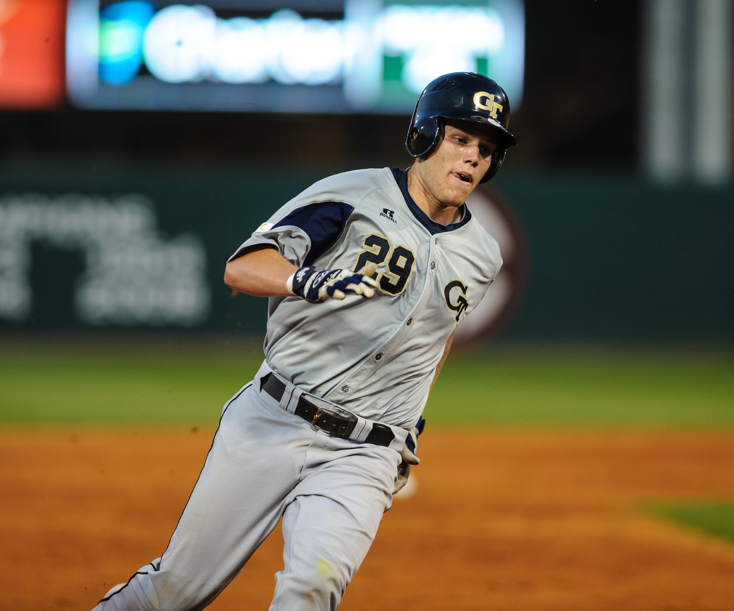 Mitch Earnest (29)